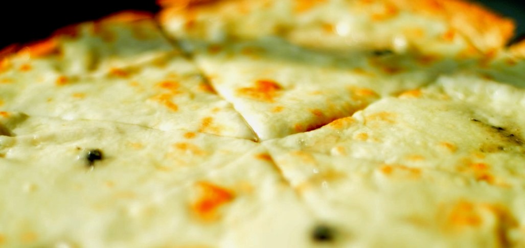 Pizze bianche bontà pizzeria e formaggi DOP