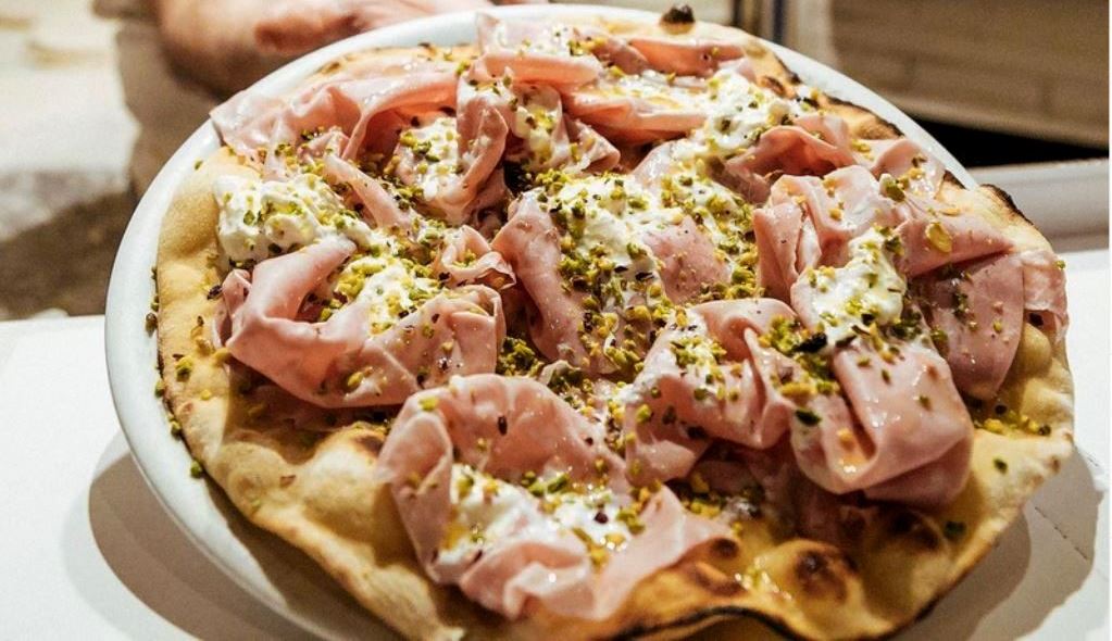 Oggi c’è il Menu che Scegli Tu! Pizza o Ristorante, da asporto o delivery.